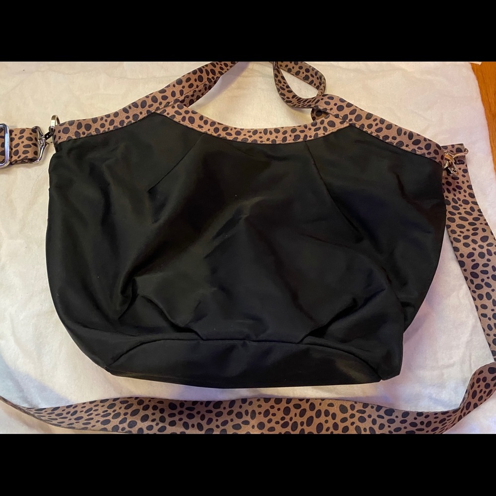 Used handbag - Picture 2 of 3